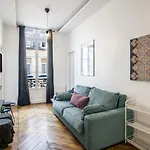 Pick A Flat\'S Apartment In Louvre-Rivoli - Rue Du Roule